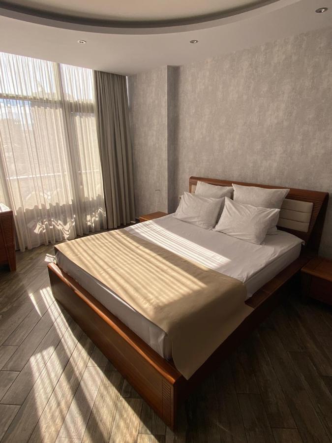 Hotel Light Palace Batumi Eksteriør billede