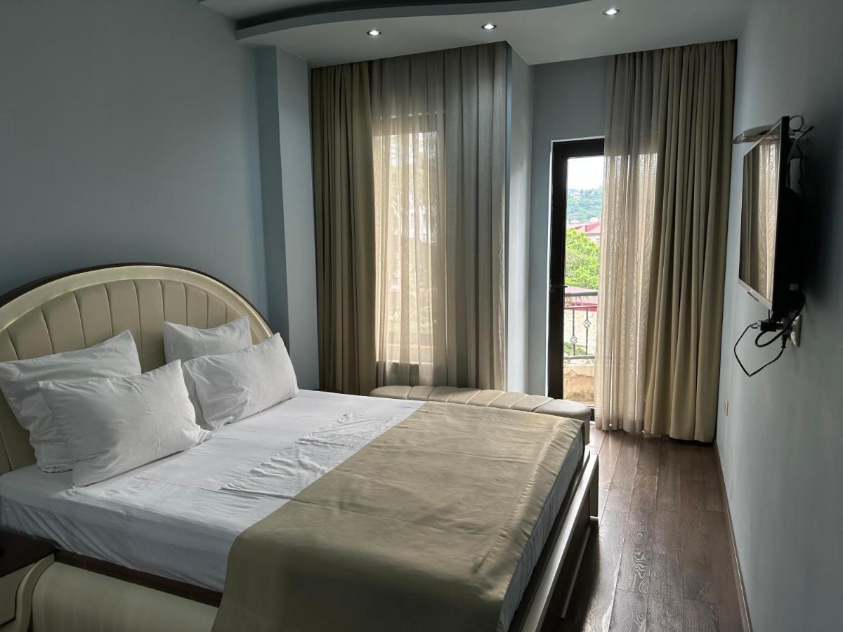 Hotel Light Palace Batumi Eksteriør billede